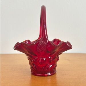 Vintage Gibson 🧺 Signed Red Glass Art Ruffled Basket Vase Dish with Top Handle